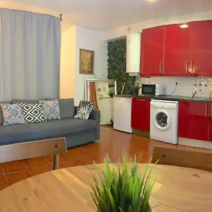 https://studio-apartment-lisbon.hotels-lisbon-portugal.com